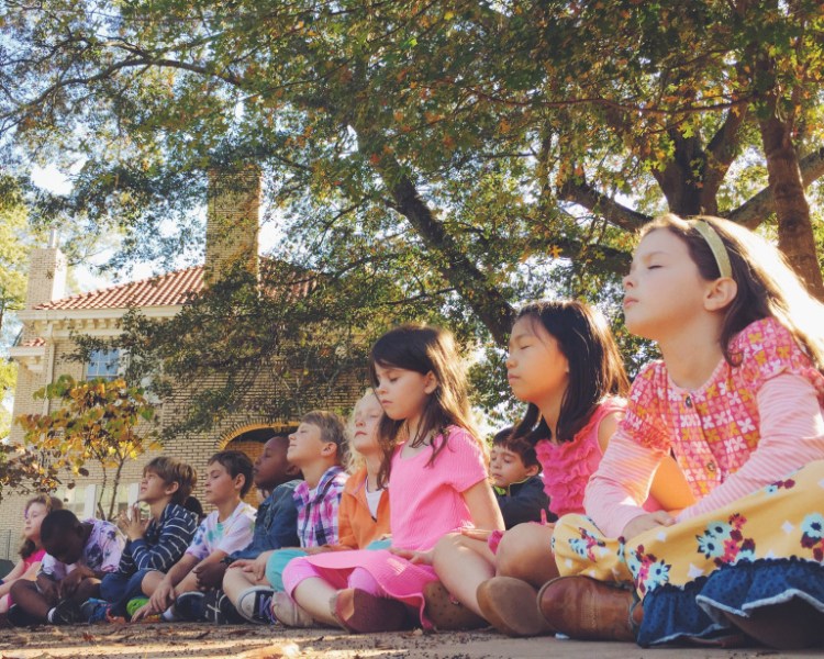 Processed with VSCOcam with f2 preset